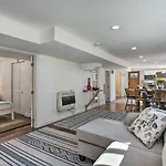 Charming Denver Apartment Less Than 5 Mi To Denver!