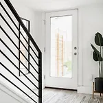 Modern Chic - Spacious Duplex - Highlands