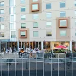 The Art Hotel Denver, Curio Collection By Hilton