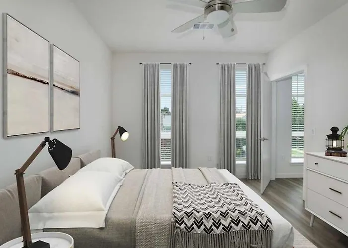 Five Points District 30 Day Stays
