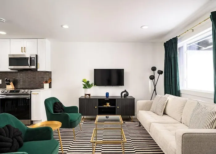 Stylish 5Br Home W/ Fire Pit! 15 Mins To Dt Denver