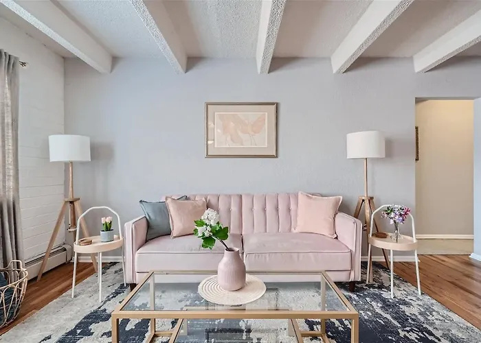 The Pink Pearl 1Bd 30 Day Pool Wash Park West