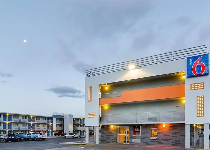 Motel 6- Denver, Co Downtown