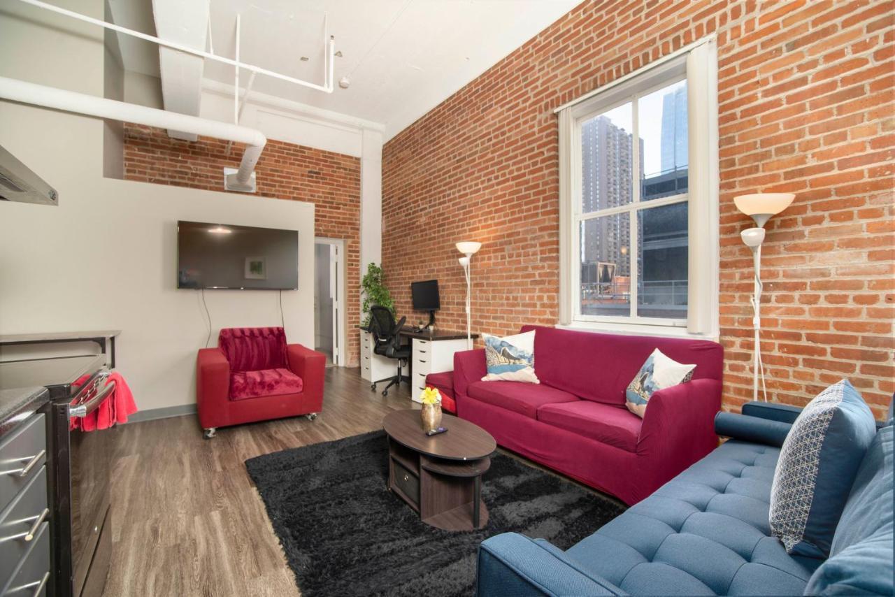 Renu - Relax, Revive, Renew Hotel Denver