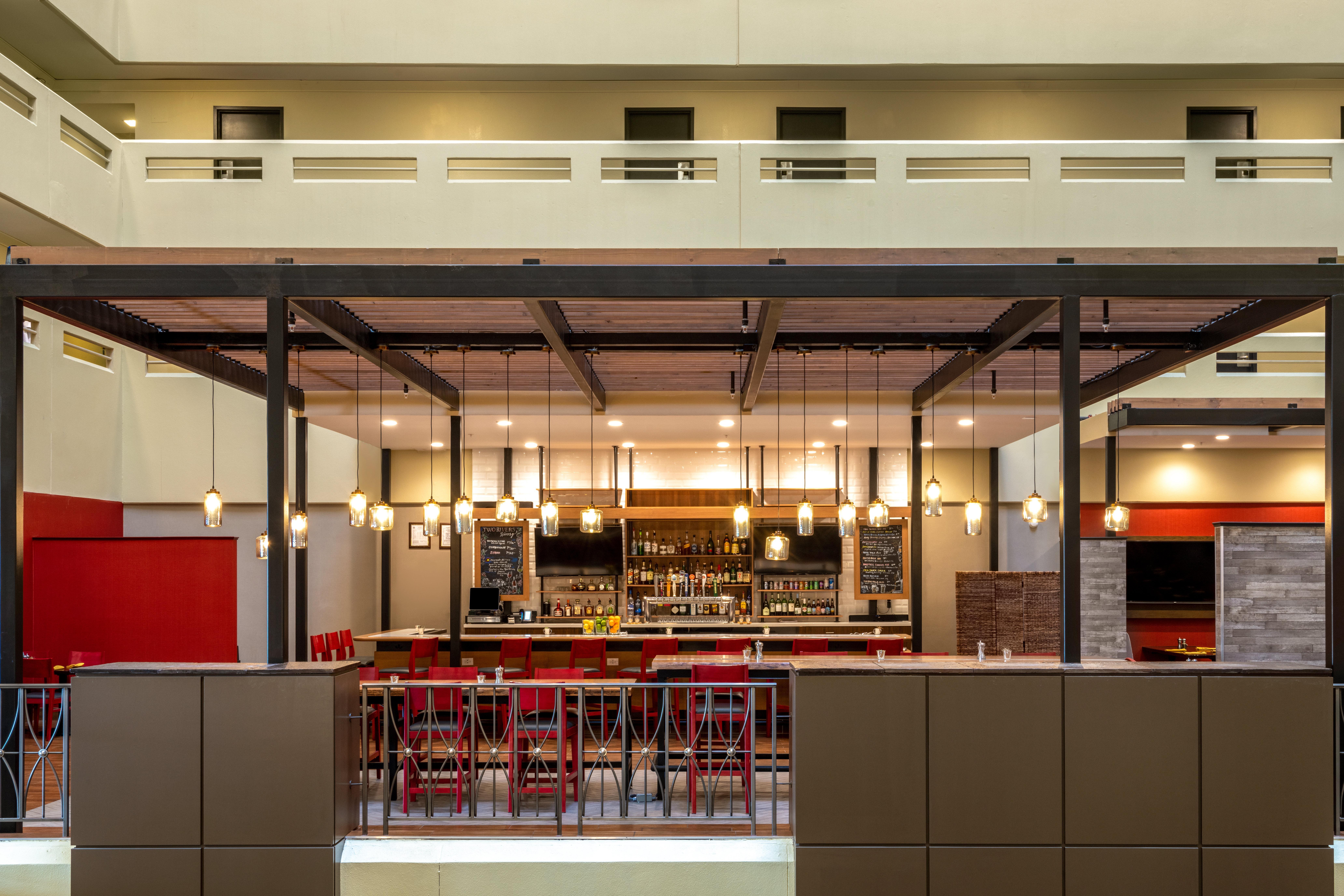 Hotel East By Ihg