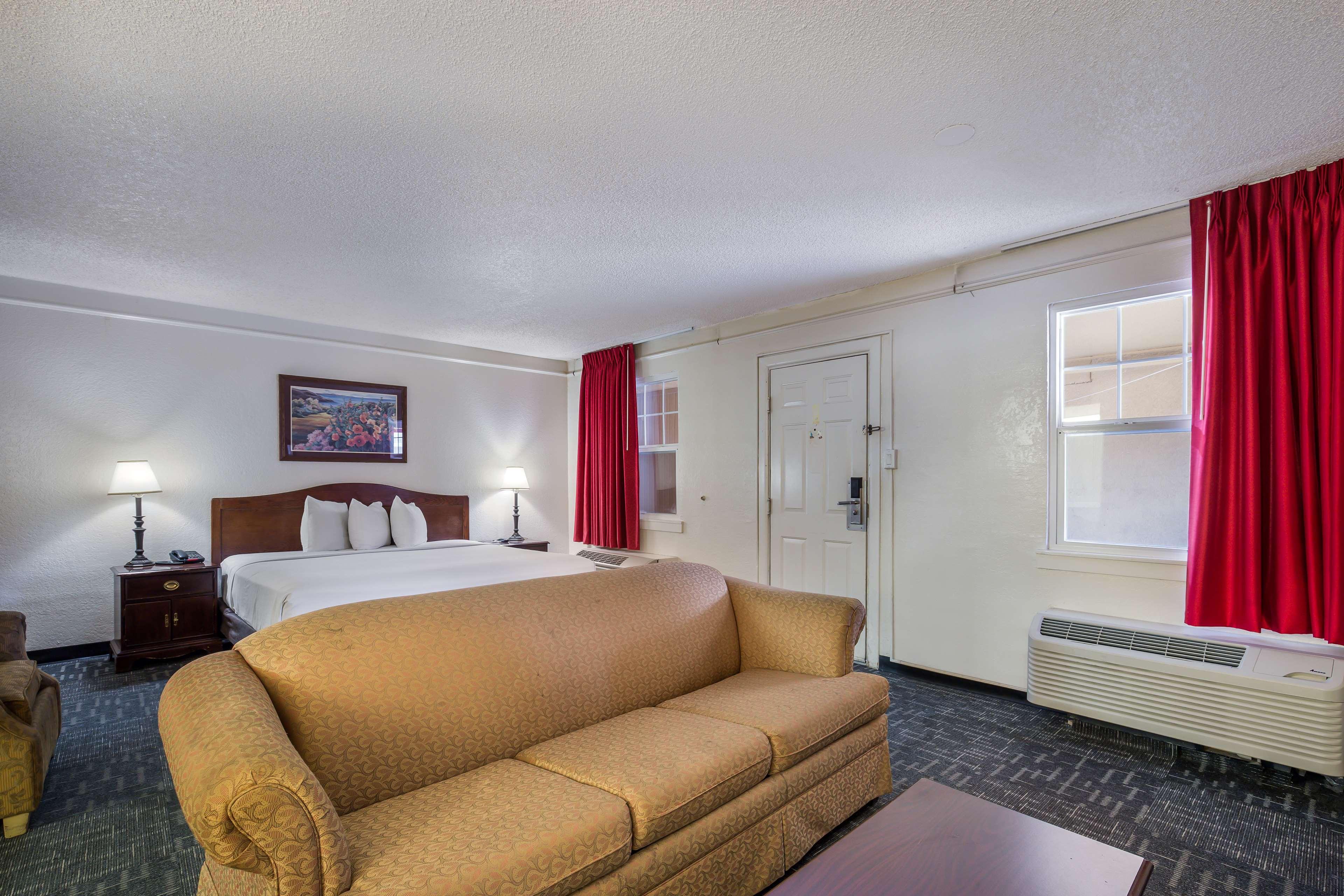 Hotel Americas Value 2*