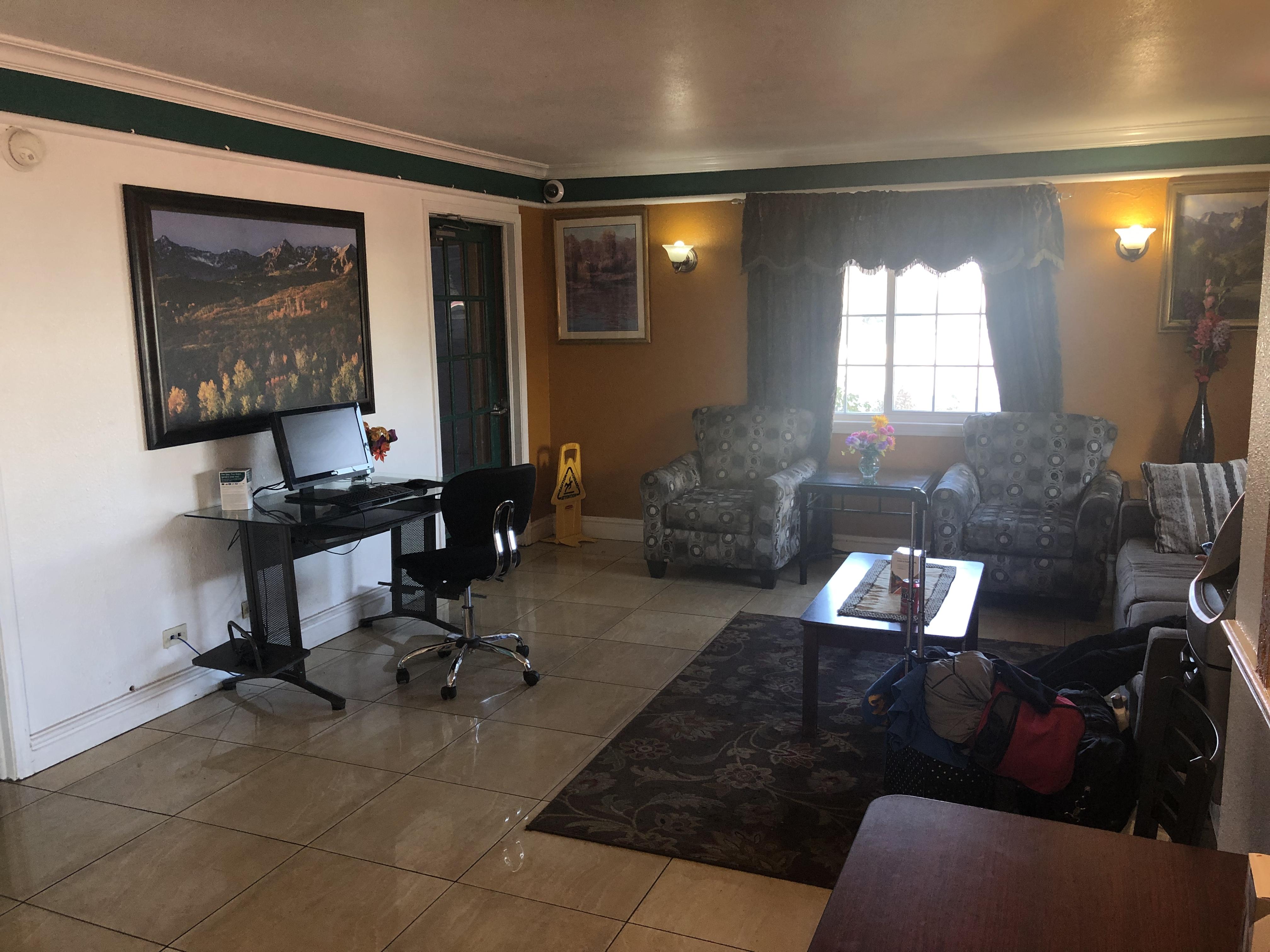 Americas Value Hotel 2*