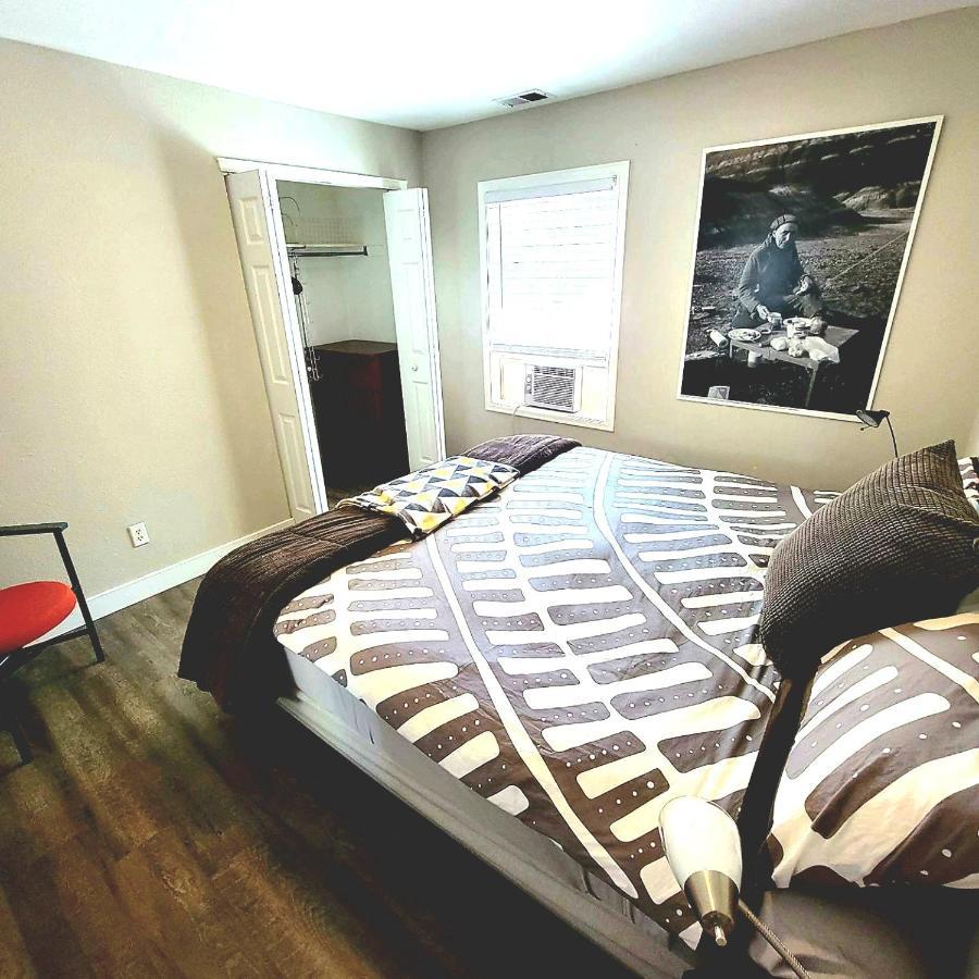 Spacious Cherry Creek Villa Holiday home *