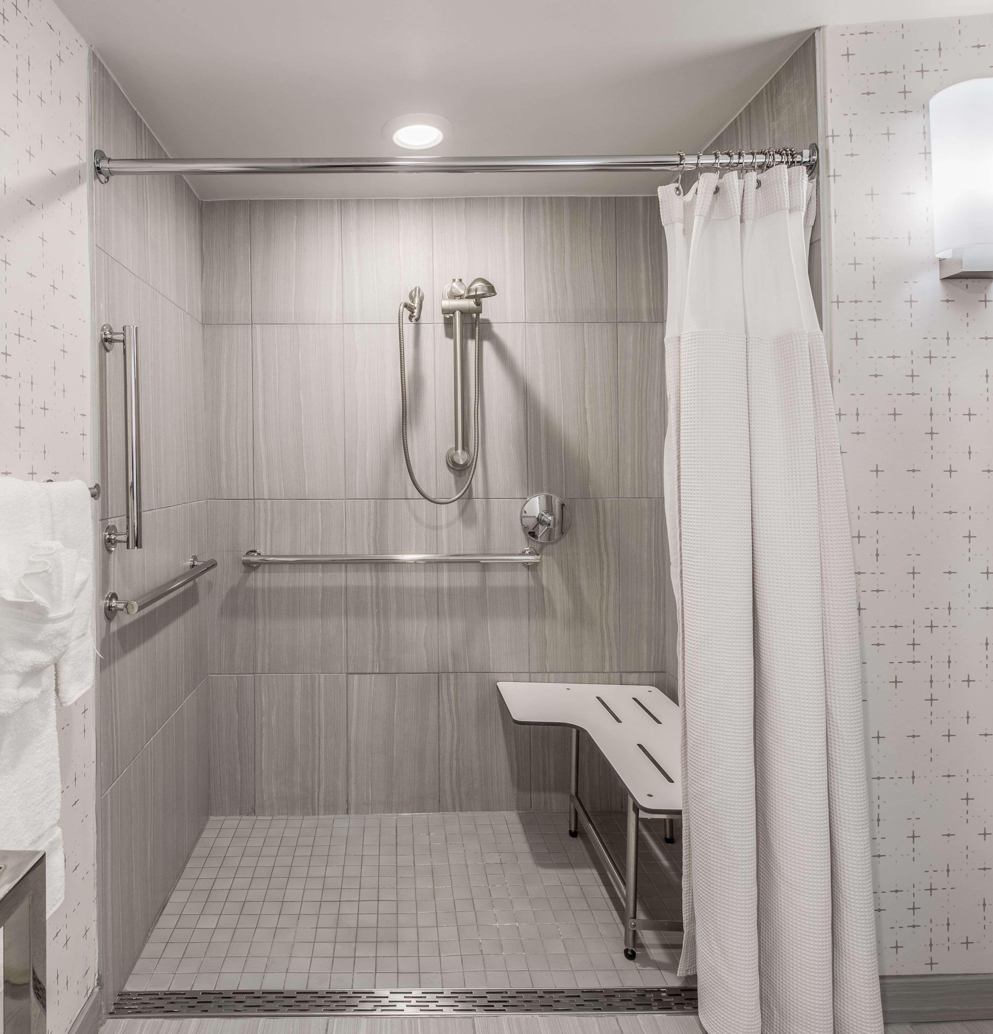 Sonesta Downtown Hotel 4*
