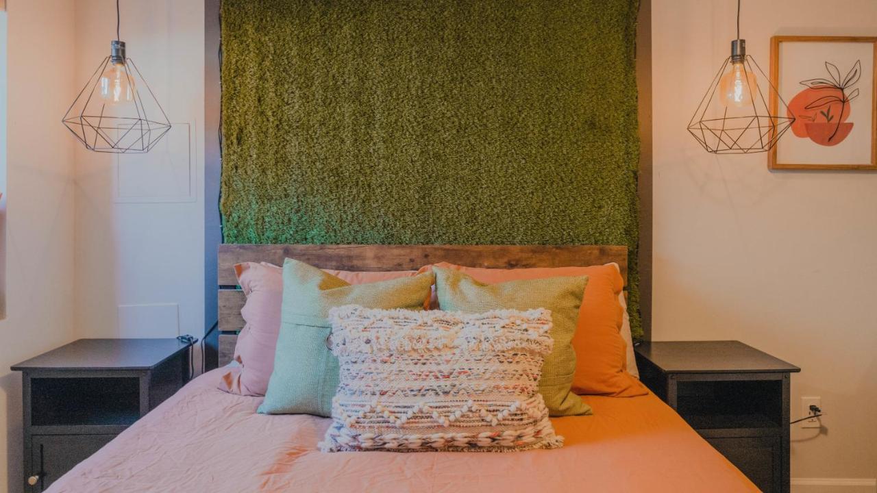 Holiday home Zen Out In The Comfiest Two Bedroom Zen Den By Sloan's Lake, *