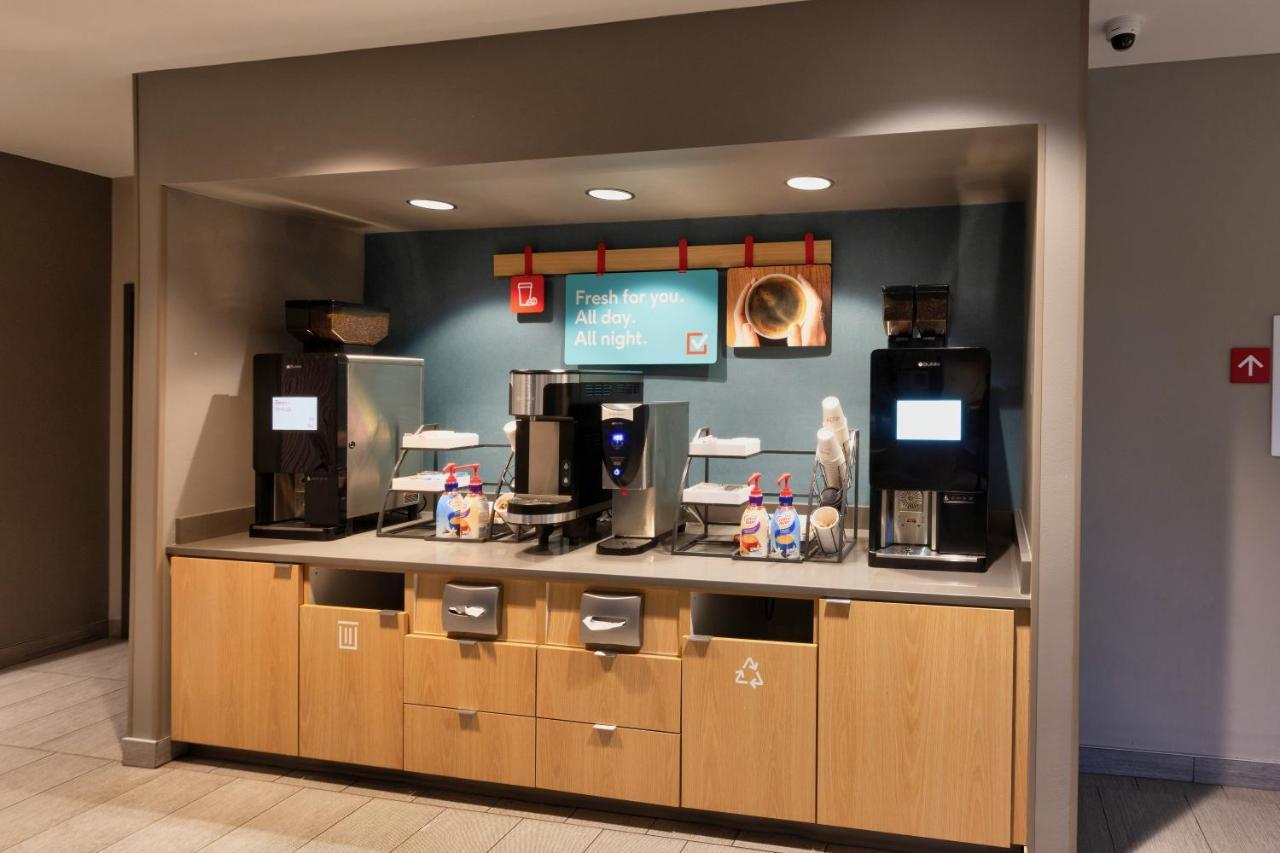 Avid - Airport Area By Ihg Hotel Denver