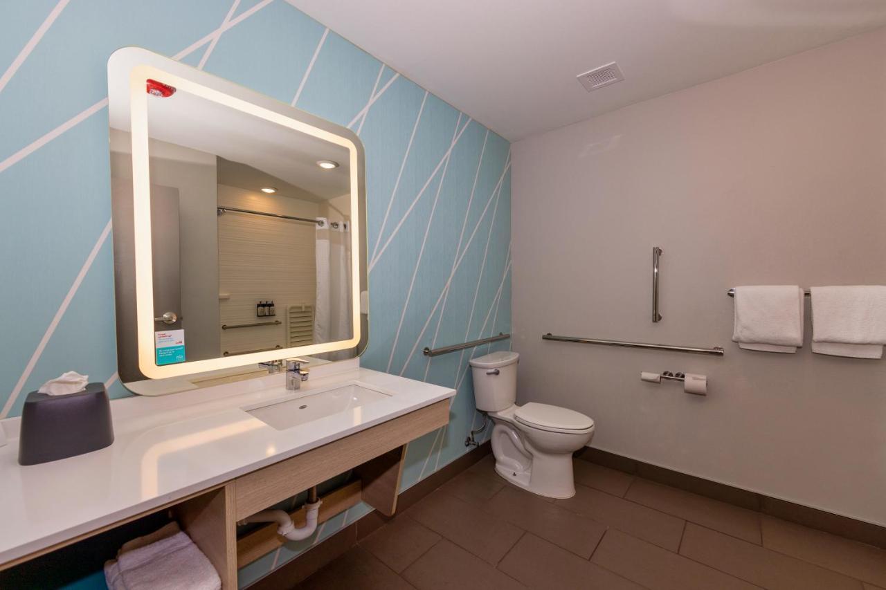 Avid - Airport Area By Ihg Hotel Denver