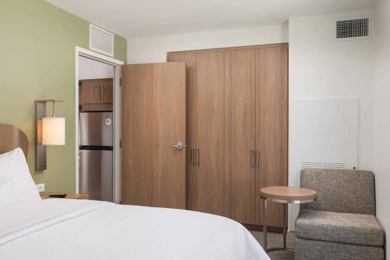 Hotel Element Downtown East Denver