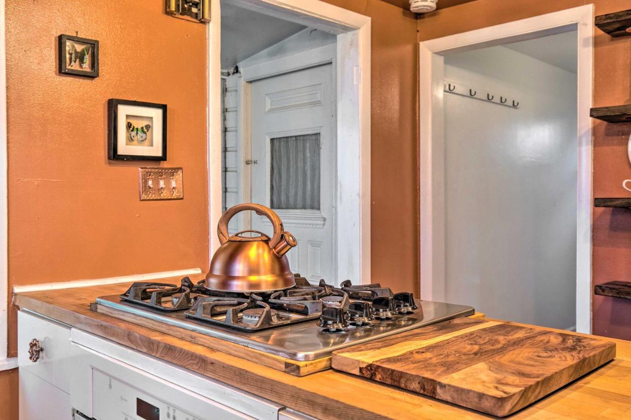 Holiday home Charming Outdoor Oasis With Grill Denver