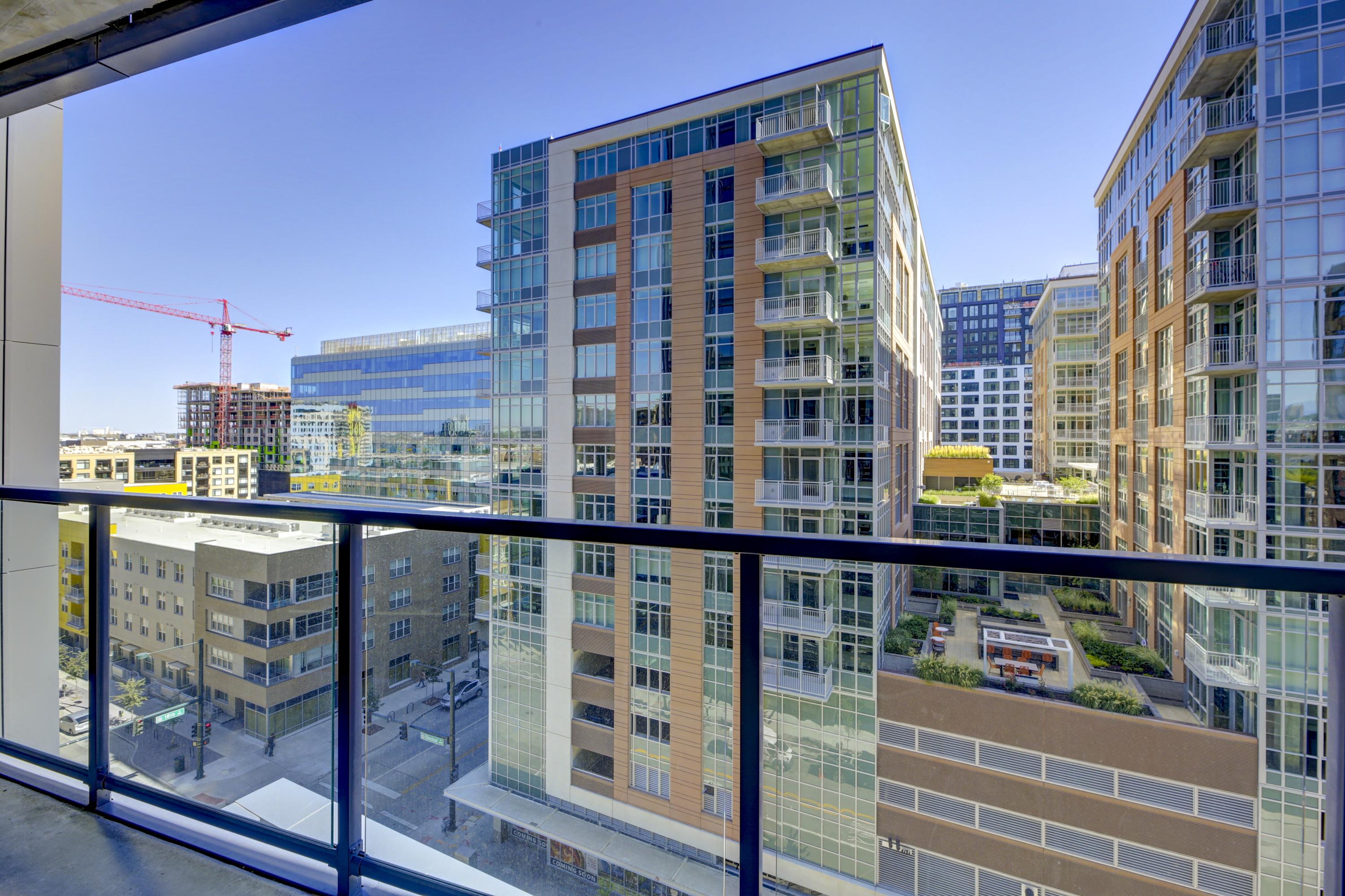 Aparthotel Mint House - Downtown Union Station 4*