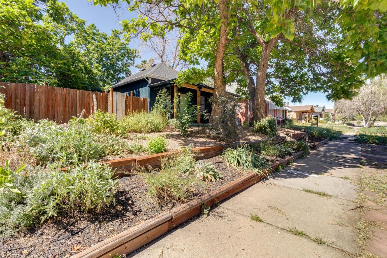 Holiday home Charming Outdoor Oasis With Grill *