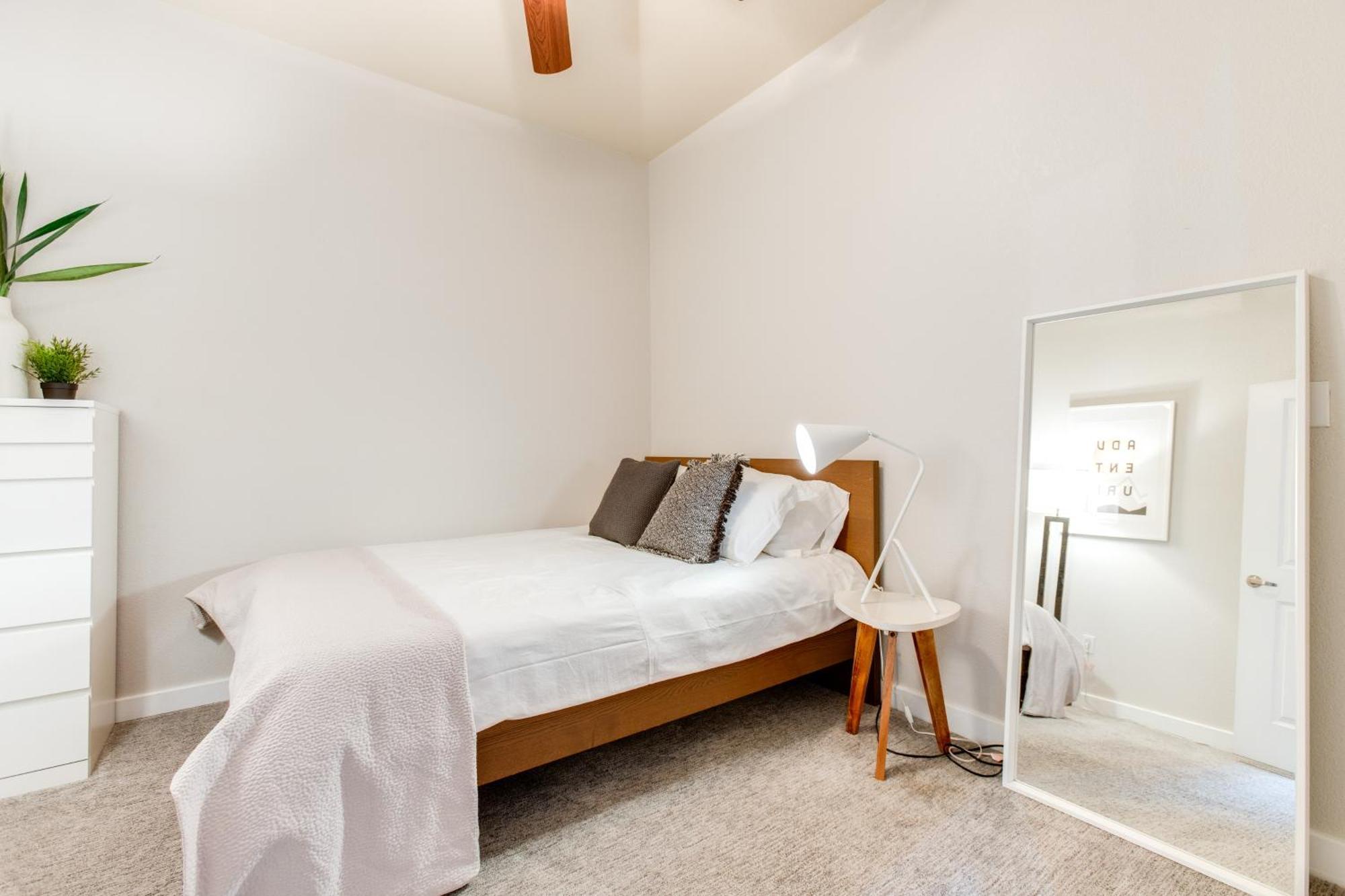 Lohi With Balcony 1 Mi To Downtown Denver! * Denver