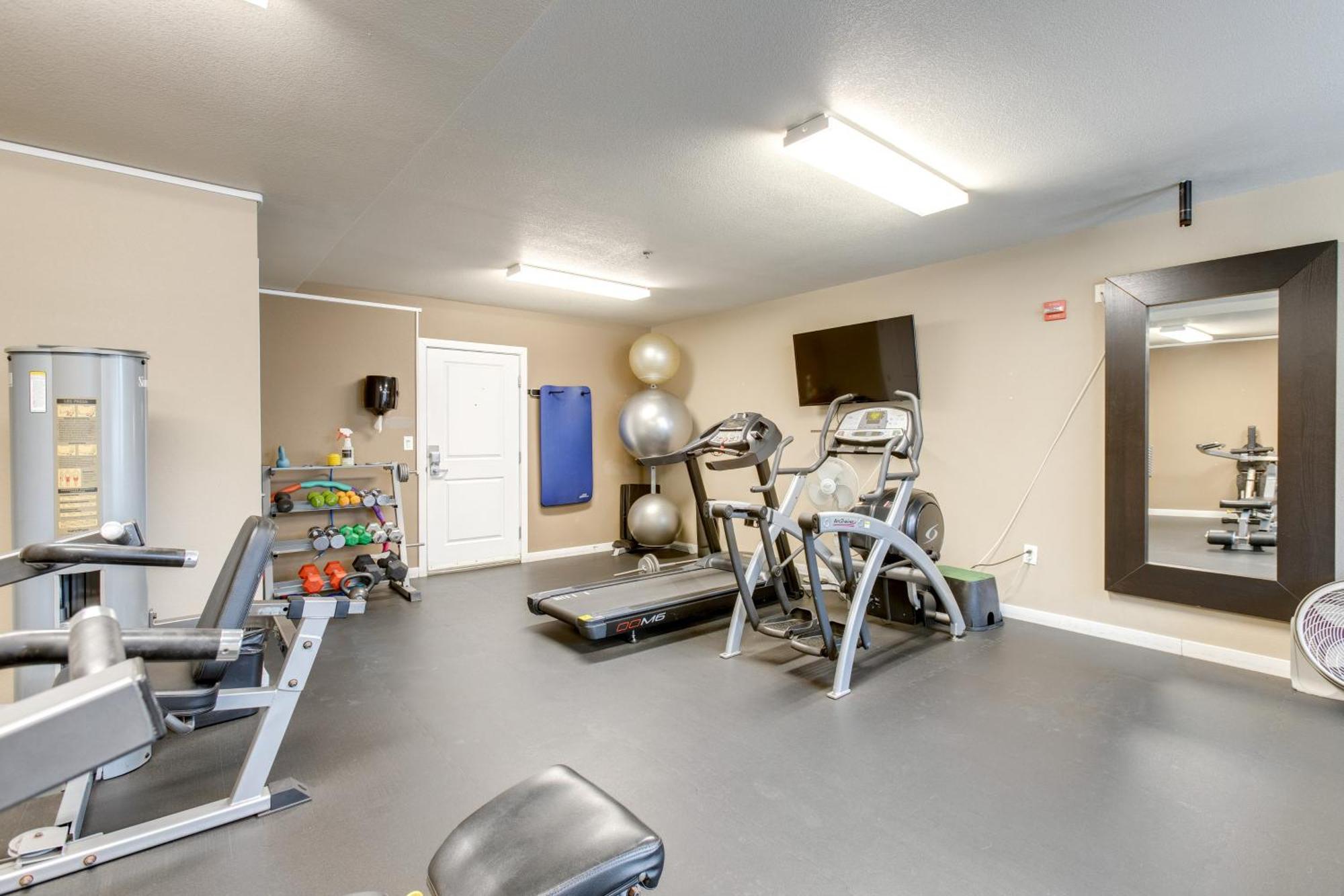 Apartment Lohi With Balcony 1 Mi To Downtown Denver! *