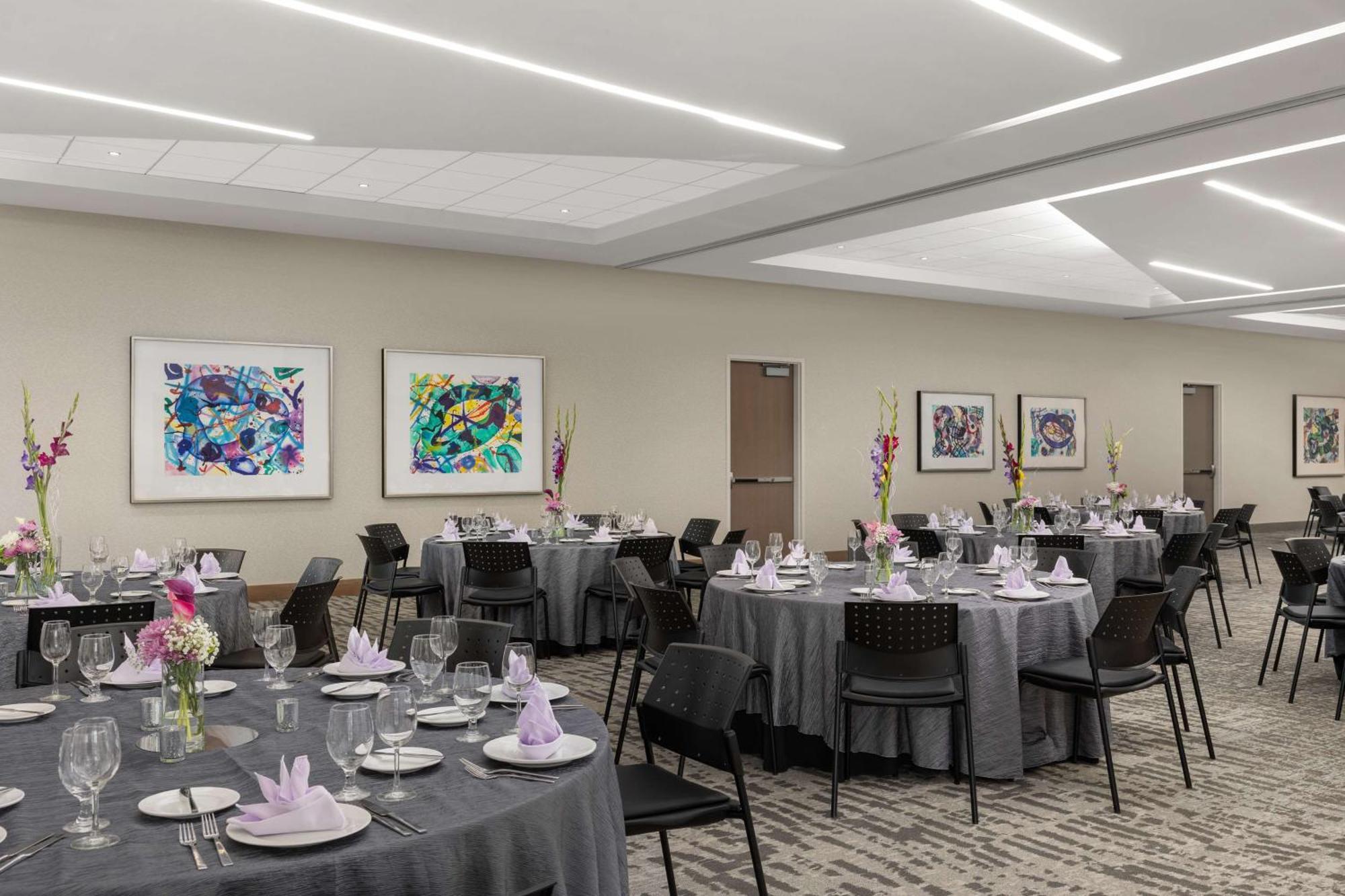 The Art Denver, Curio Collection By Hilton 4*