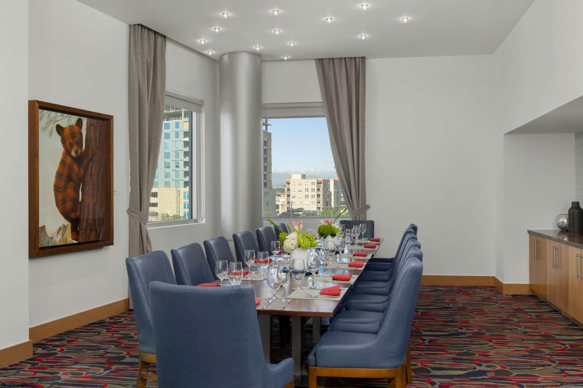 Hotel The Art Denver, Curio Collection By Hilton 4*