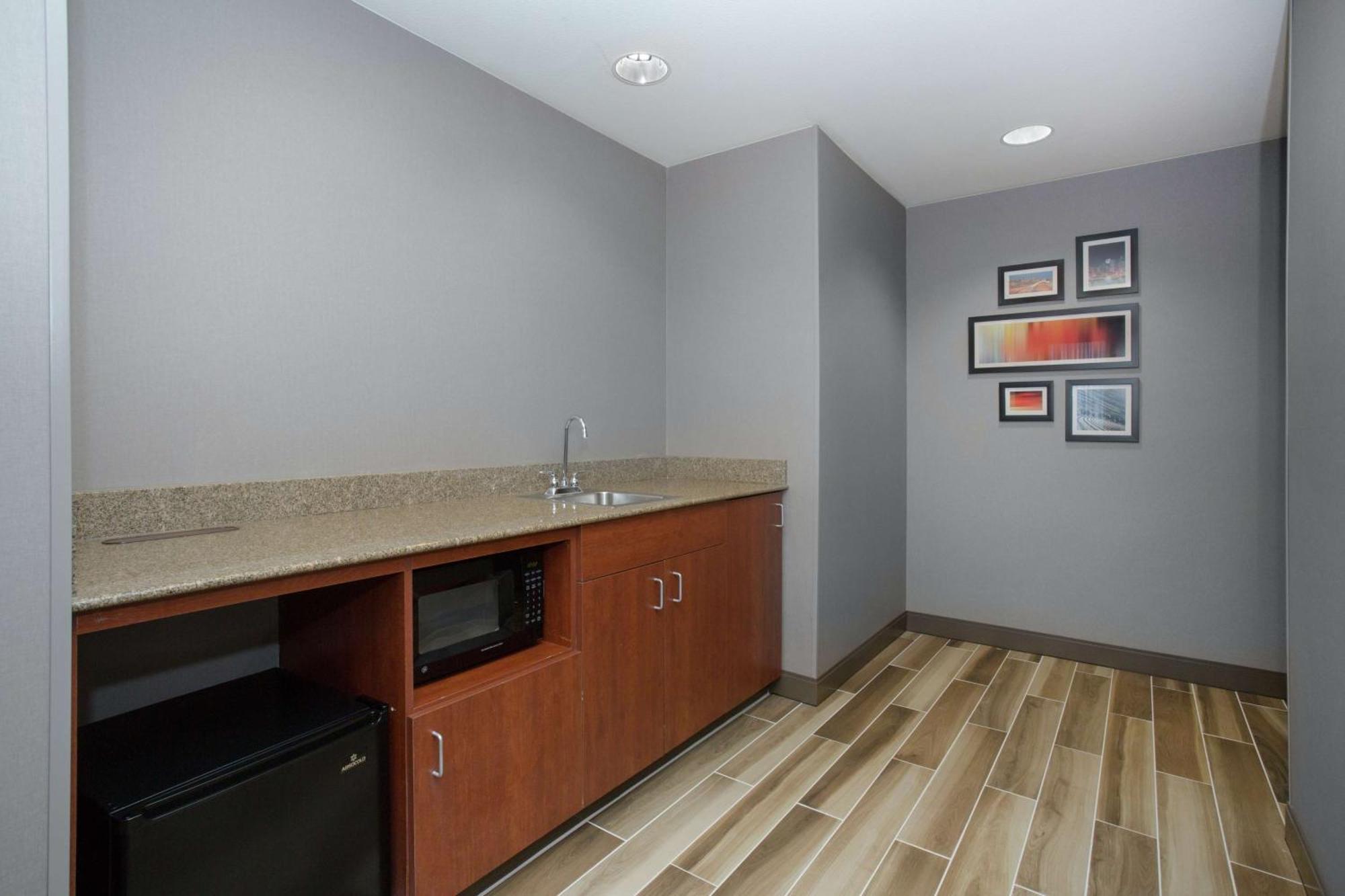 Hotel Hampton & Denver-downtown Denver