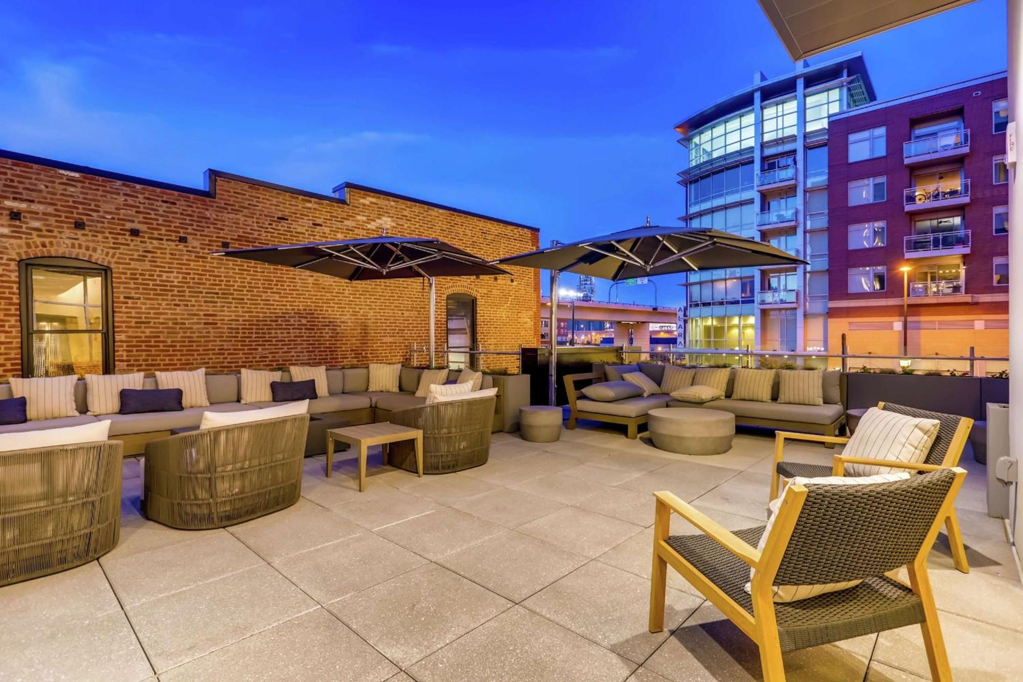 Hotel Hilton Garden Union Station 3*