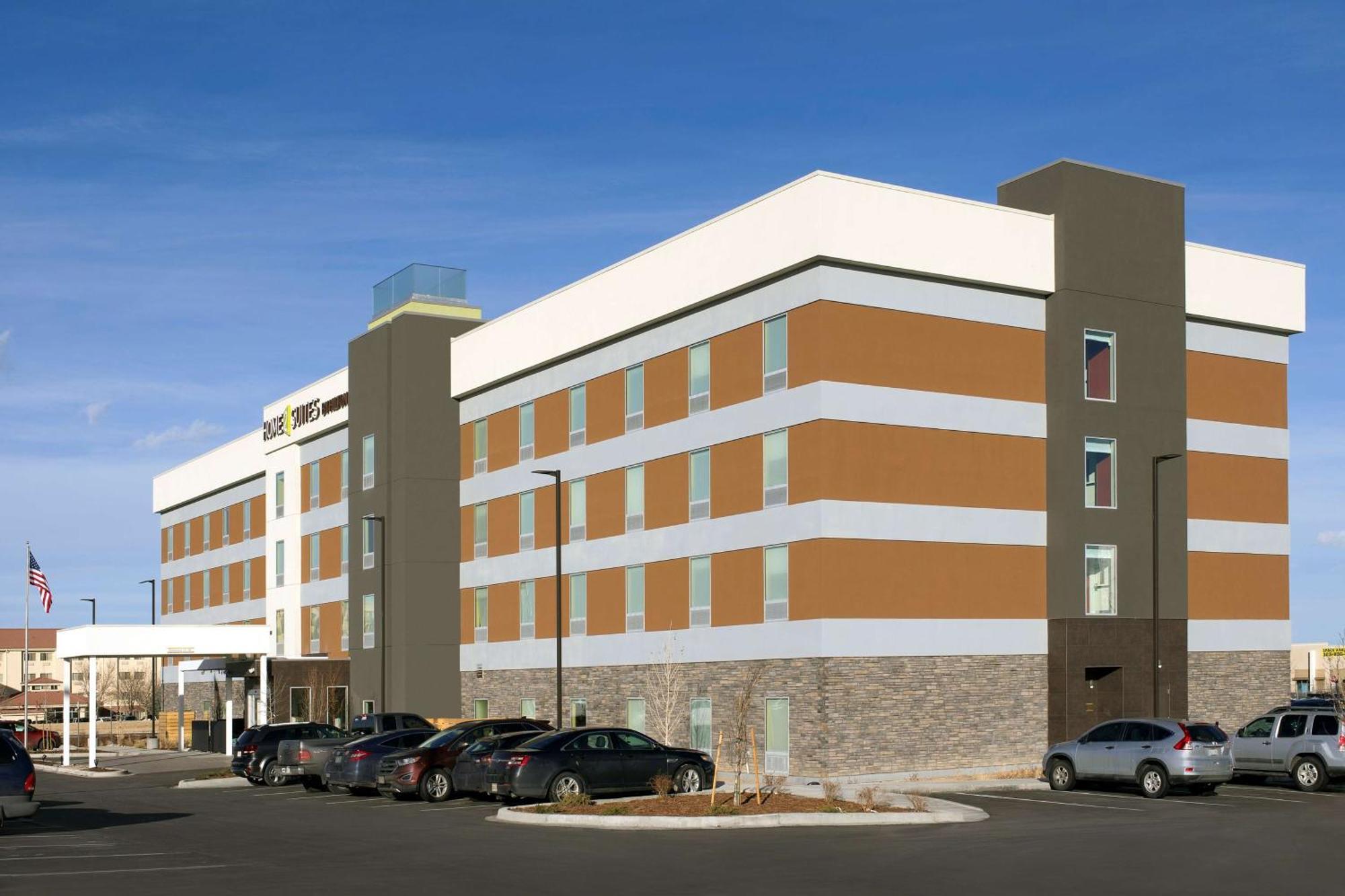 Hotel Home2 Suites By Hilton Denver International Airport 3*