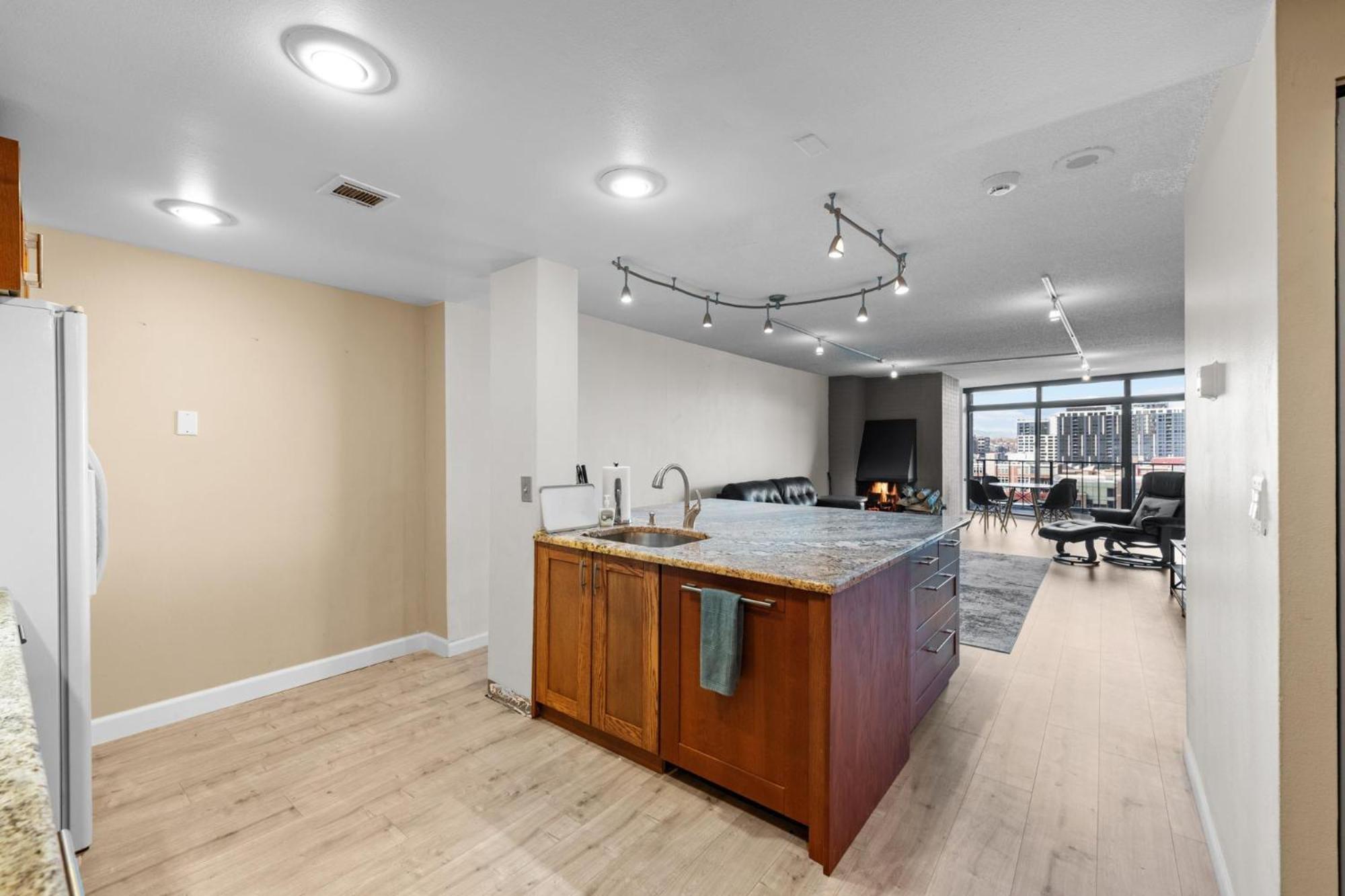 Apartment 1777 Larimer St #903