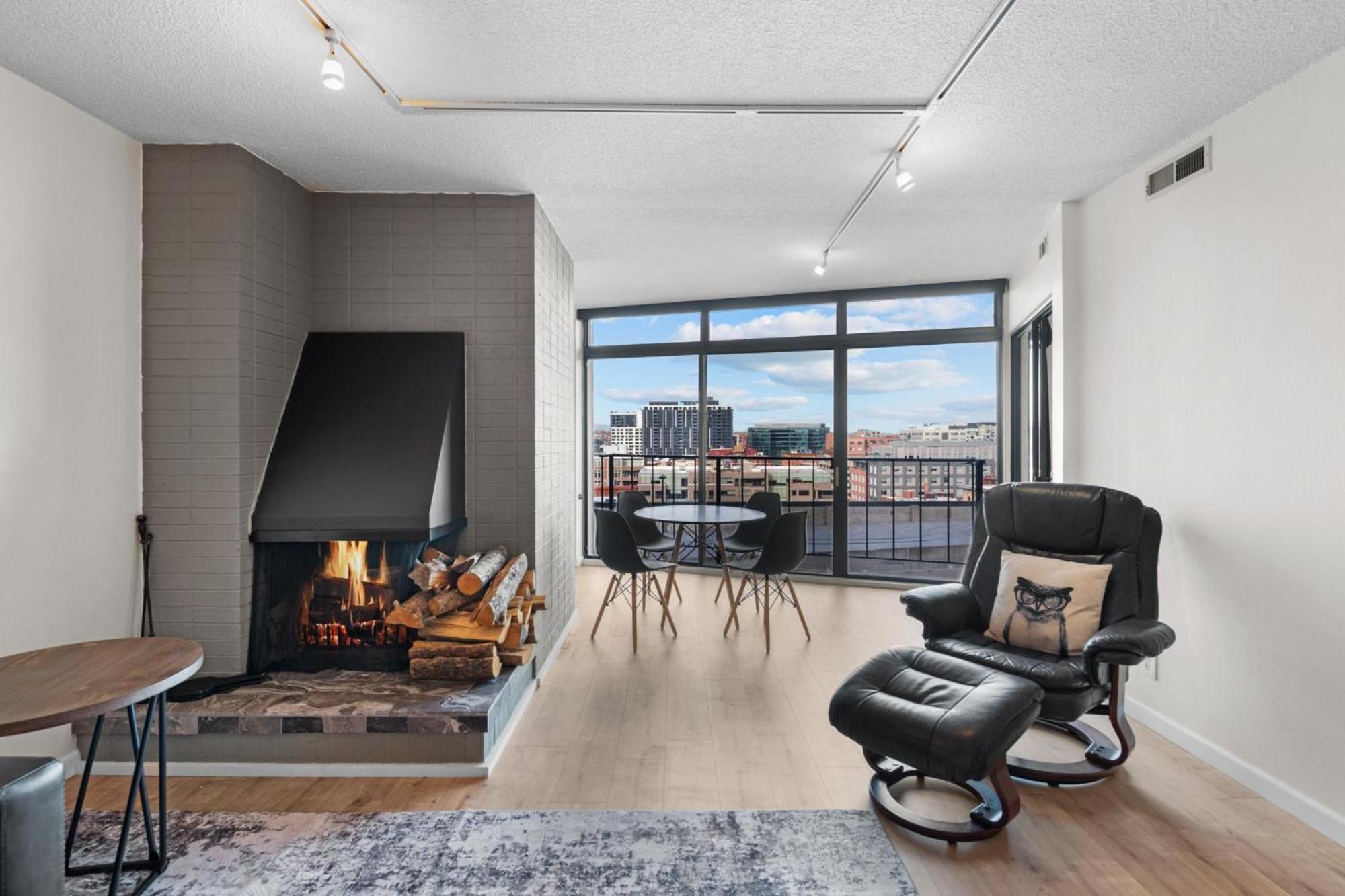Apartment 1777 Larimer St #903 Denver