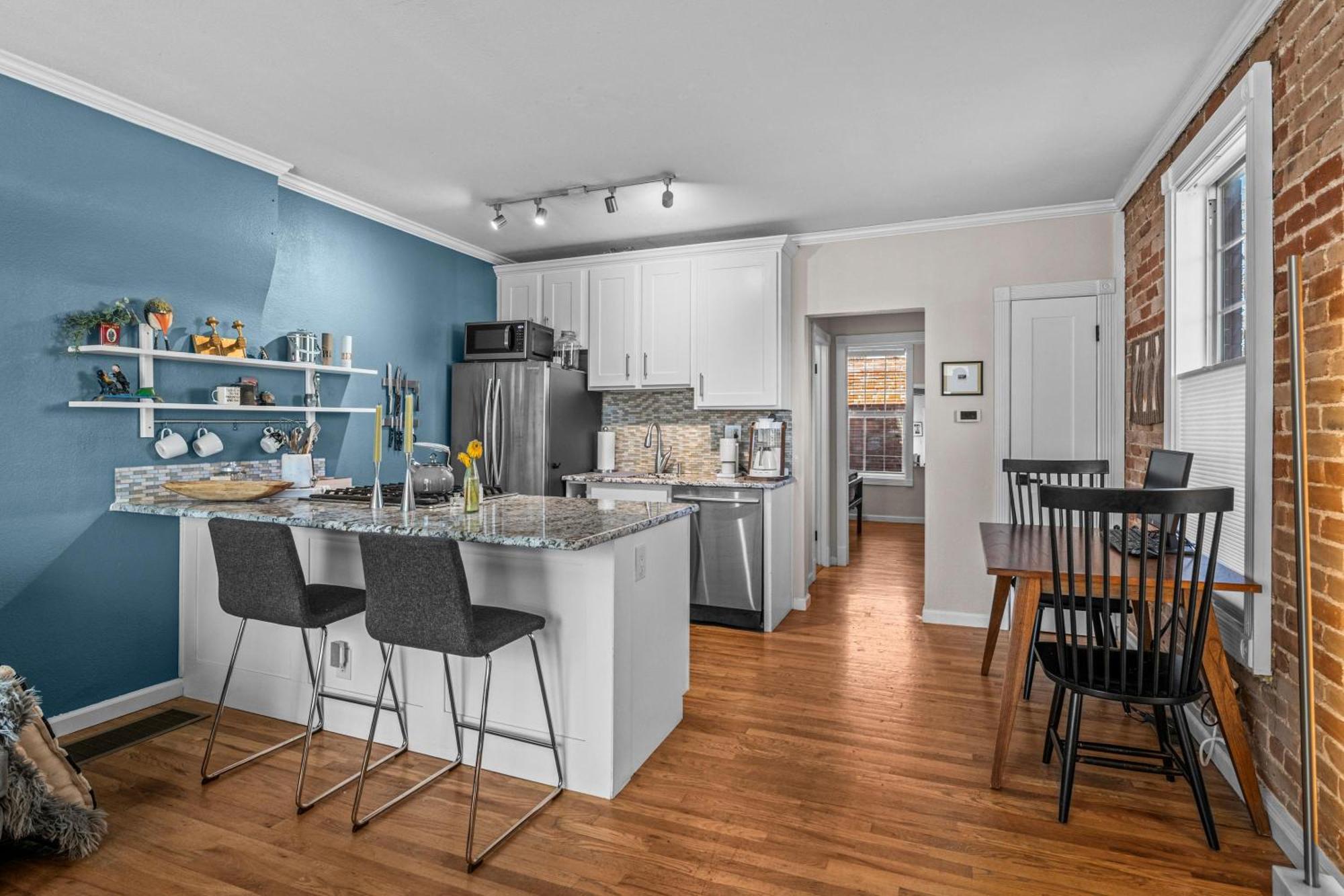 Bannock St -