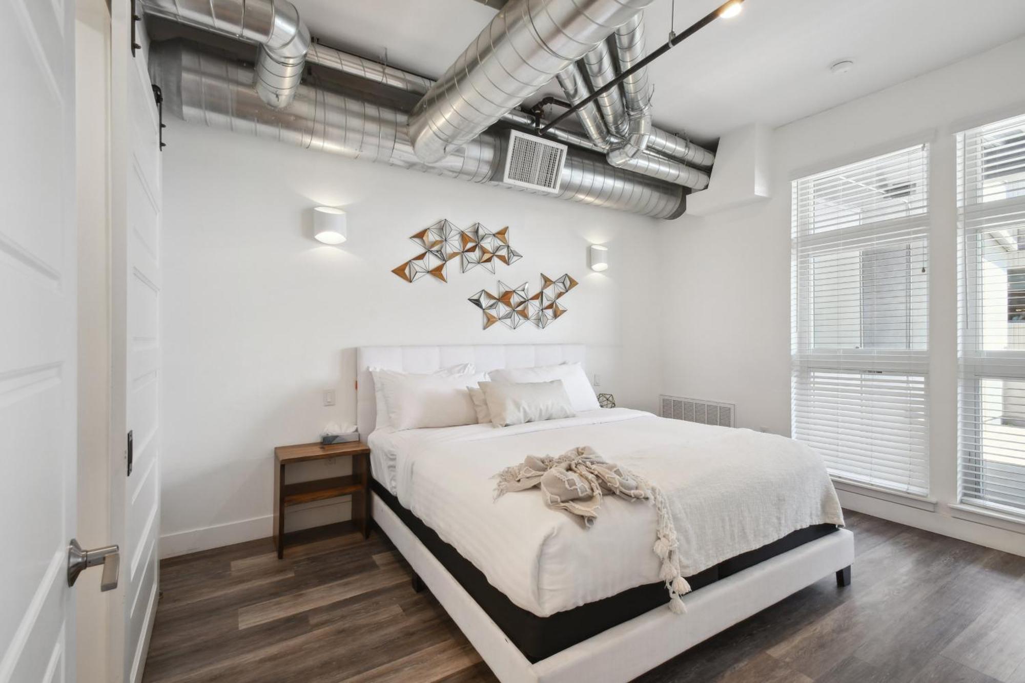 3198: Urban Cowboy Escape At Rino Art Lofts Holiday home Denver