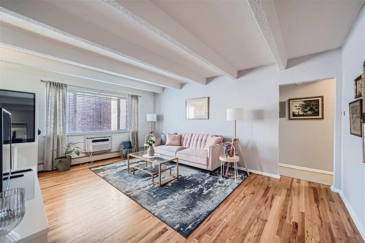 The Pink Pearl 1bd 30 Day Pool Wash Park West *