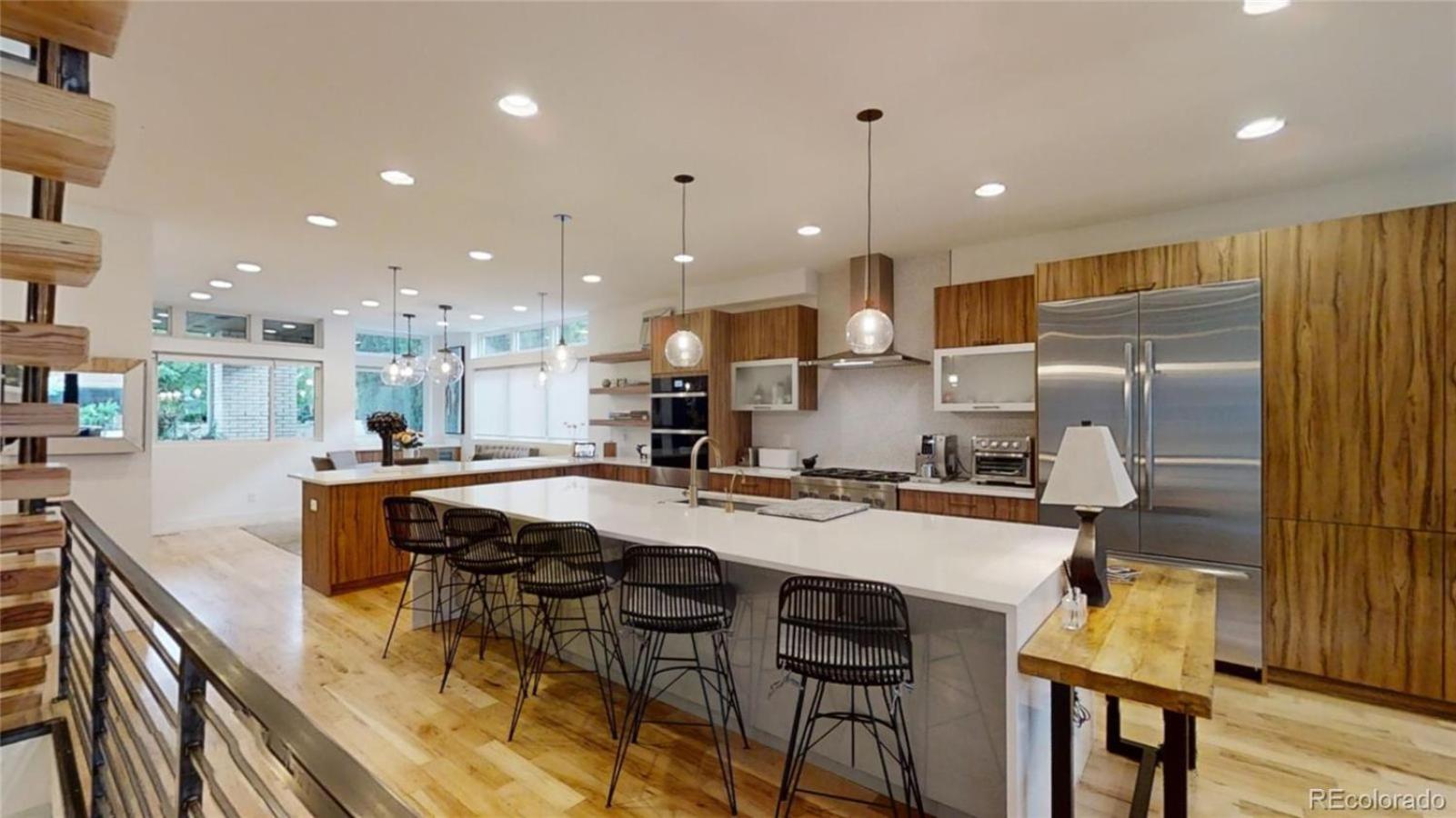Holiday home Luxurious, Modern Townhome 5 Minute Walk From Cherry Creek North