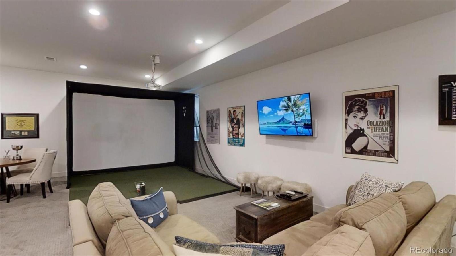 Luxurious, Modern Townhome 5 Minute Walk From Cherry Creek North Holiday home *