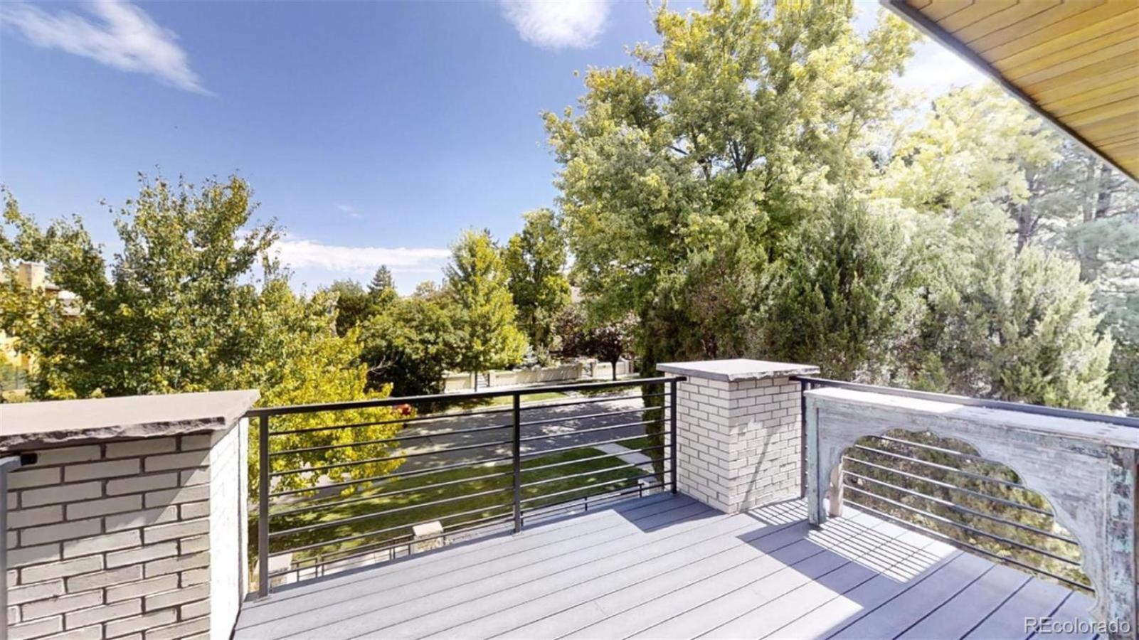Holiday home Luxurious, Modern Townhome 5 Minute Walk From Cherry Creek North