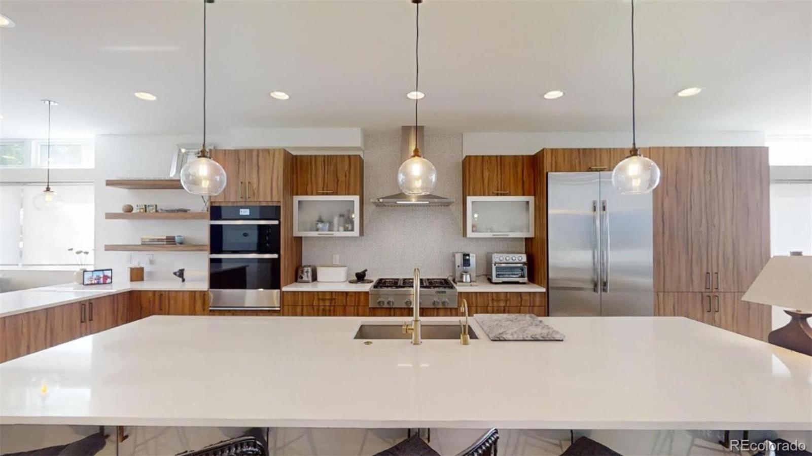 Holiday home Luxurious, Modern Townhome 5 Minute Walk From Cherry Creek North *