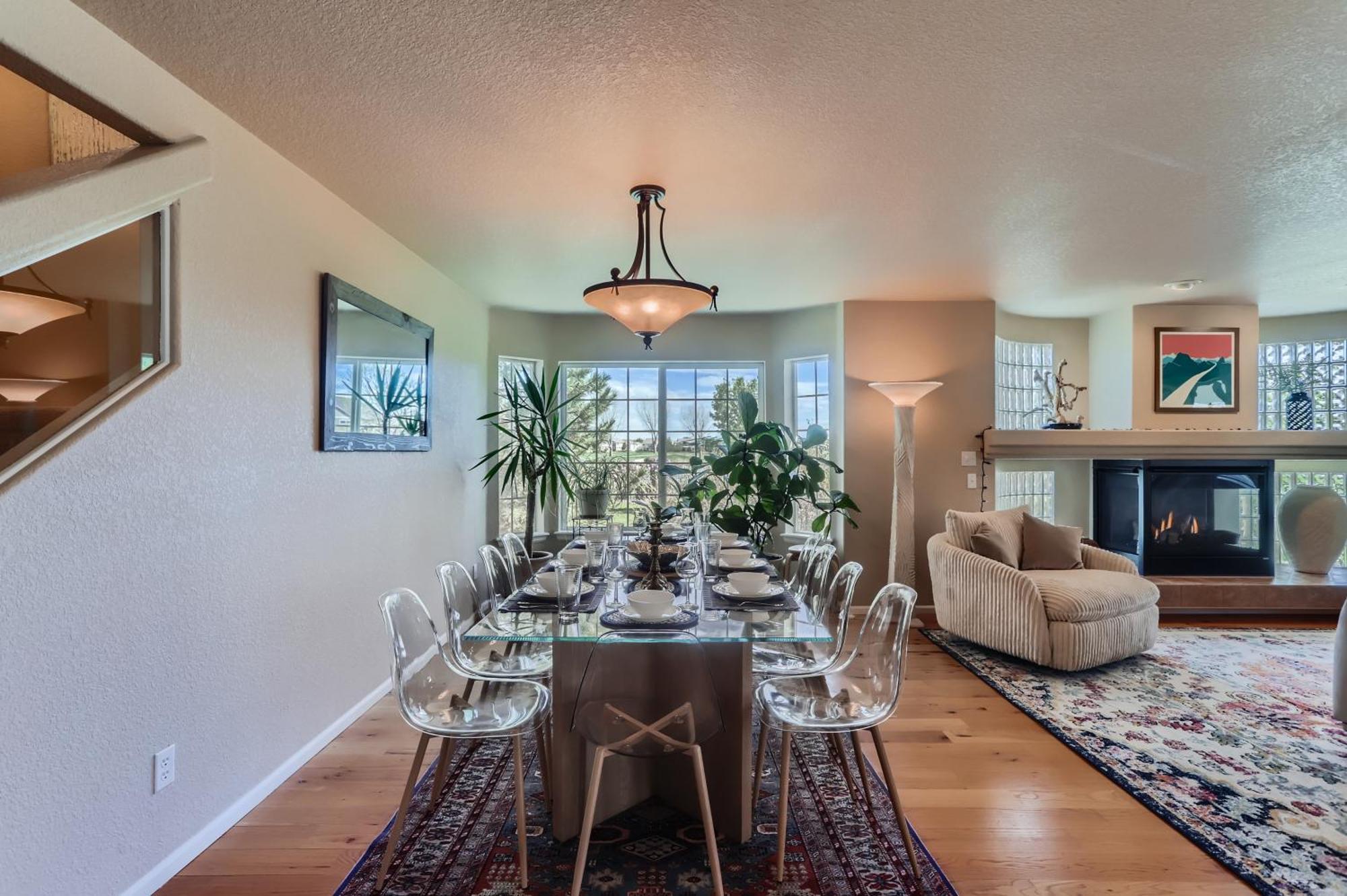 Dream House - Stunning Lake, Mountain & Golf Views With Luxury Amenities - Spa, Table-tennis, Jacuzzi, Media Center, Loft * Denver
