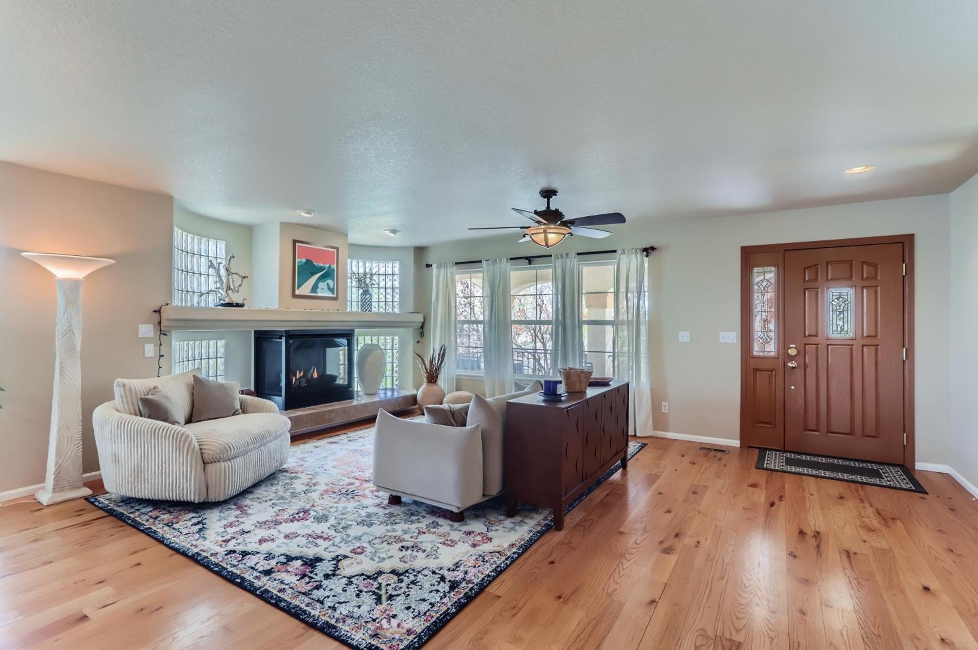 Dream House - Stunning Lake, Mountain & Golf Views With Luxury Amenities - Spa, Table-tennis, Jacuzzi, Media Center, Loft * Denver