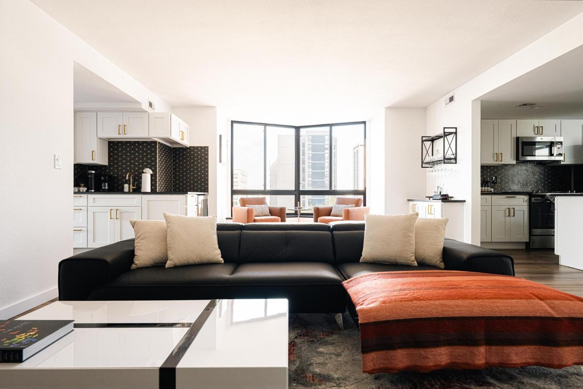 Deluxe Larimer Square Retreat - Walk Everywhere! Holiday home Denver