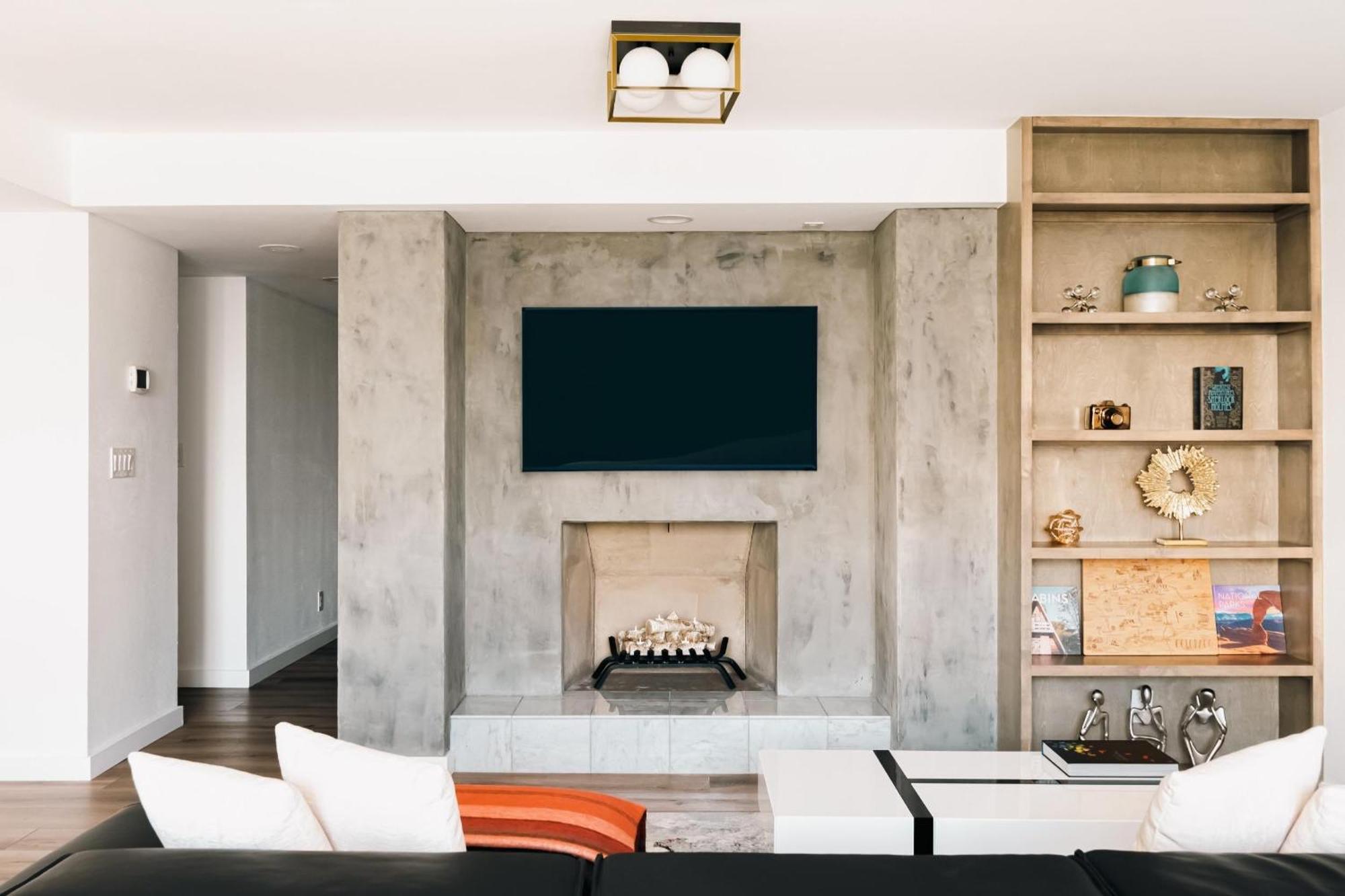 Deluxe Larimer Square Retreat - Walk Everywhere! * Denver