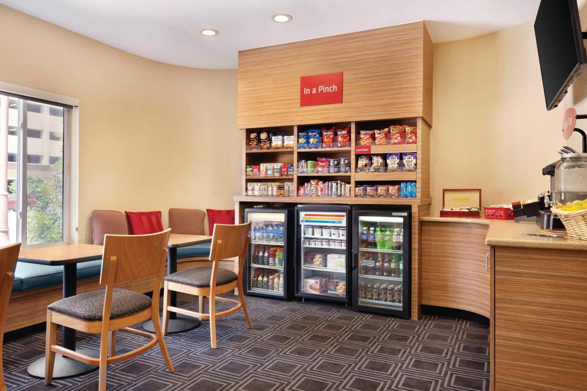 Towneplace By Marriott Downtown Hotel
