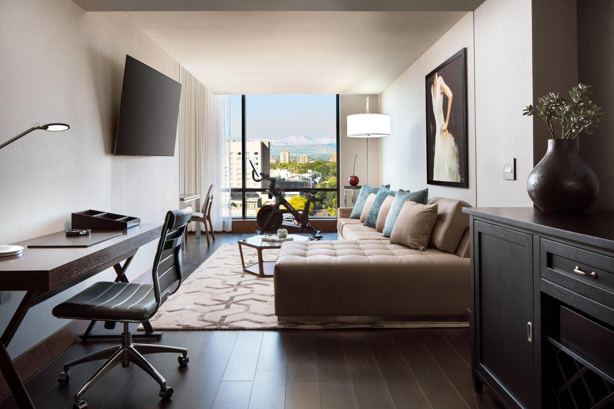 Hotel The Jacquard, Autograph Collection 4*
