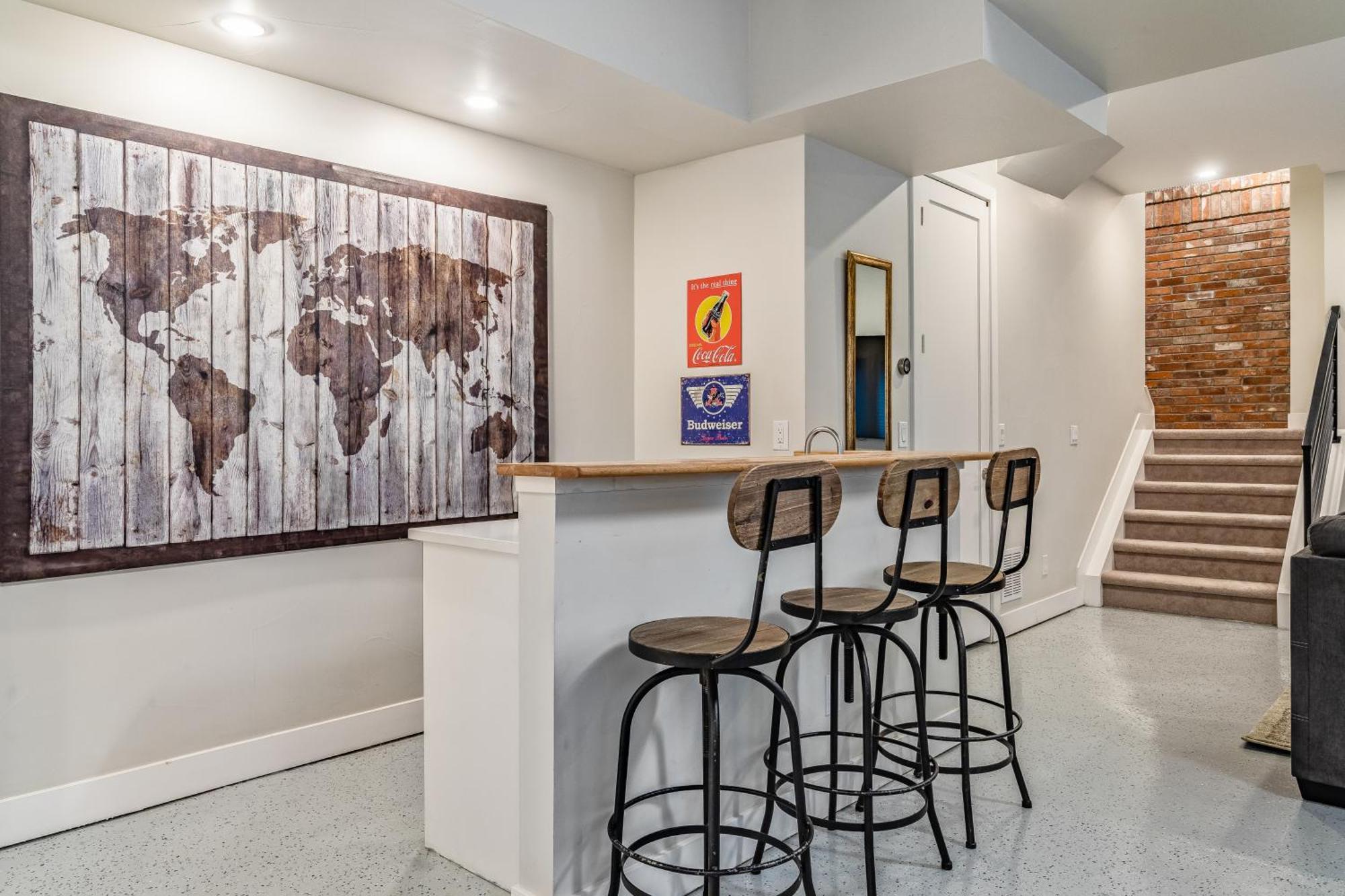 Luxury 5-bedroom In Lohi Villa