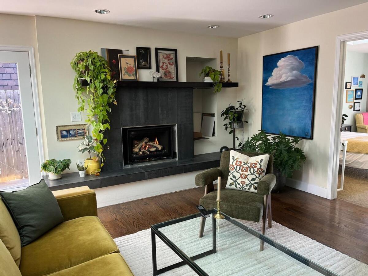 Neighborhood Gem 3br 2bath Denver