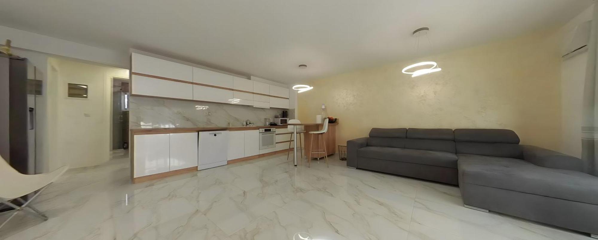 Large House For 5 Guests Denver