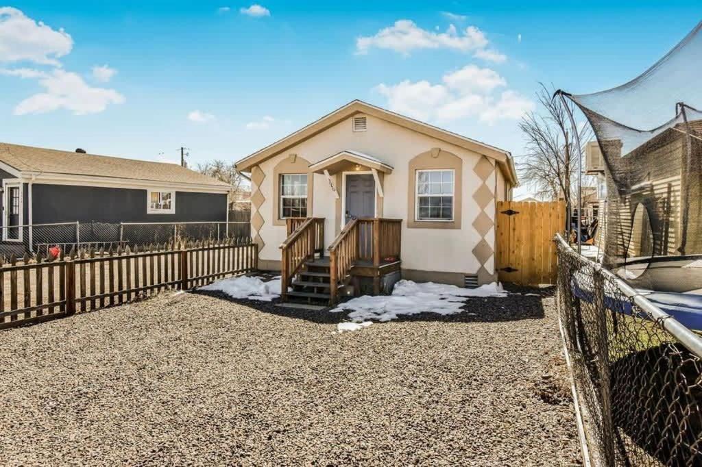Charming Cowboy Bunkhouse In