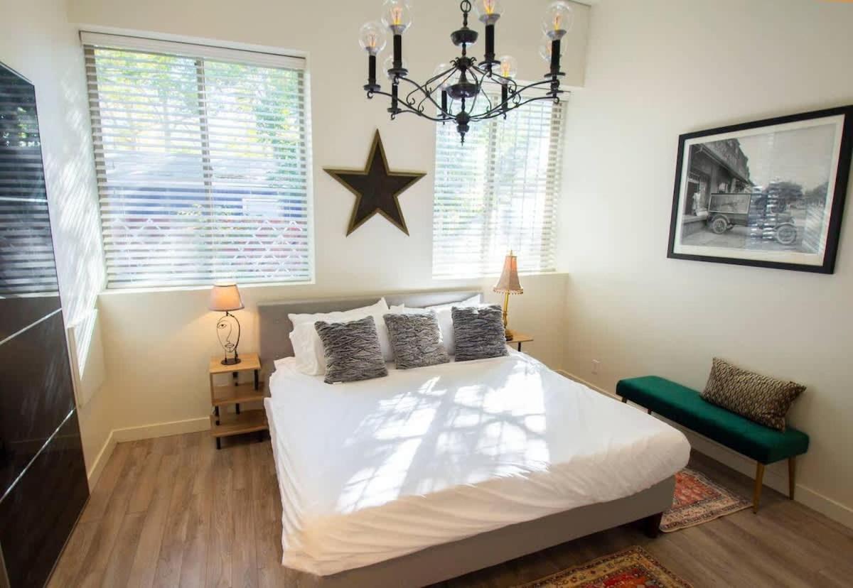 Unique Loft In Rino Art District Holiday home Denver