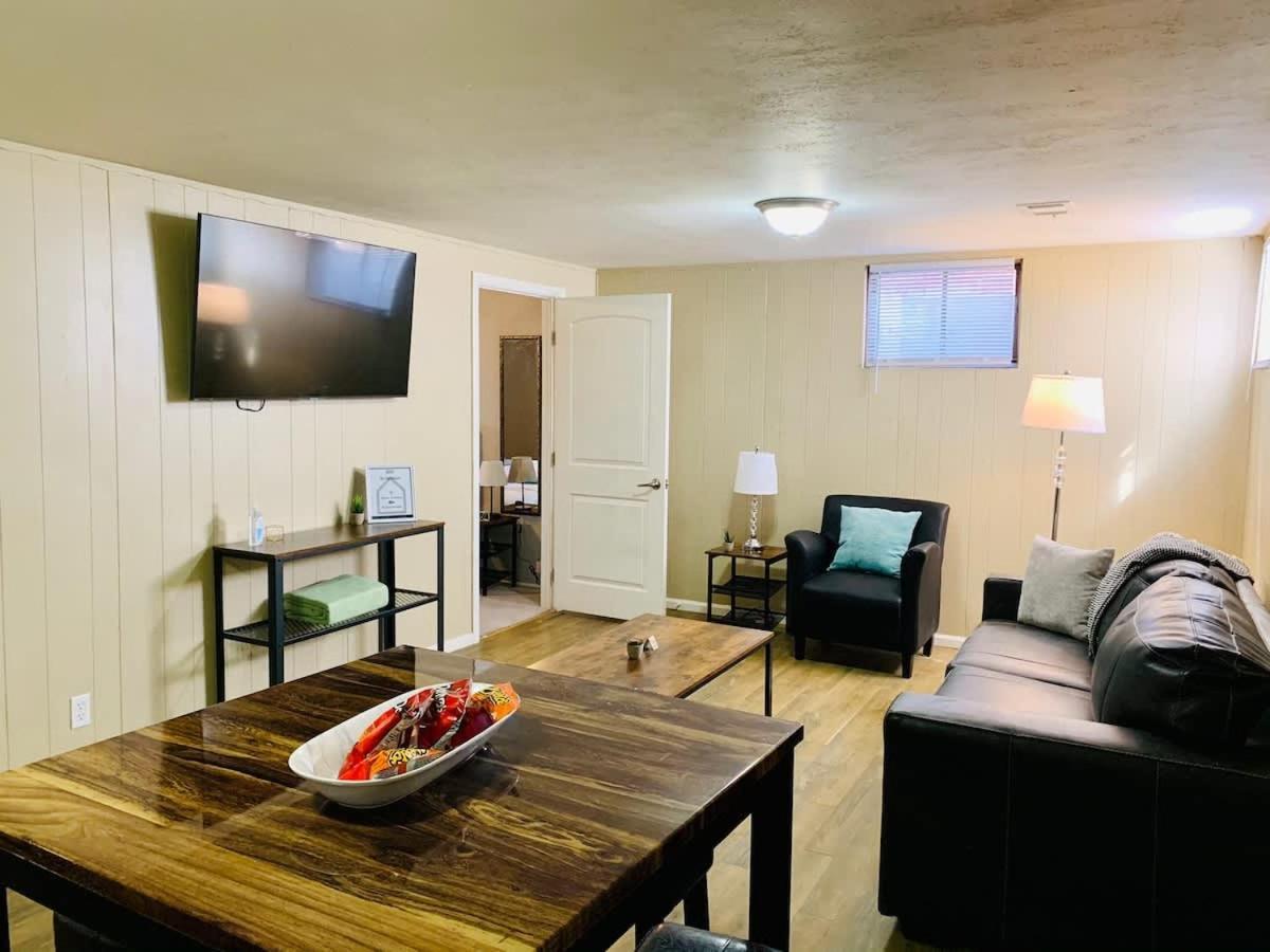 Unique Cozy Lower Unit With Two Bedrooms & Privacy * Denver