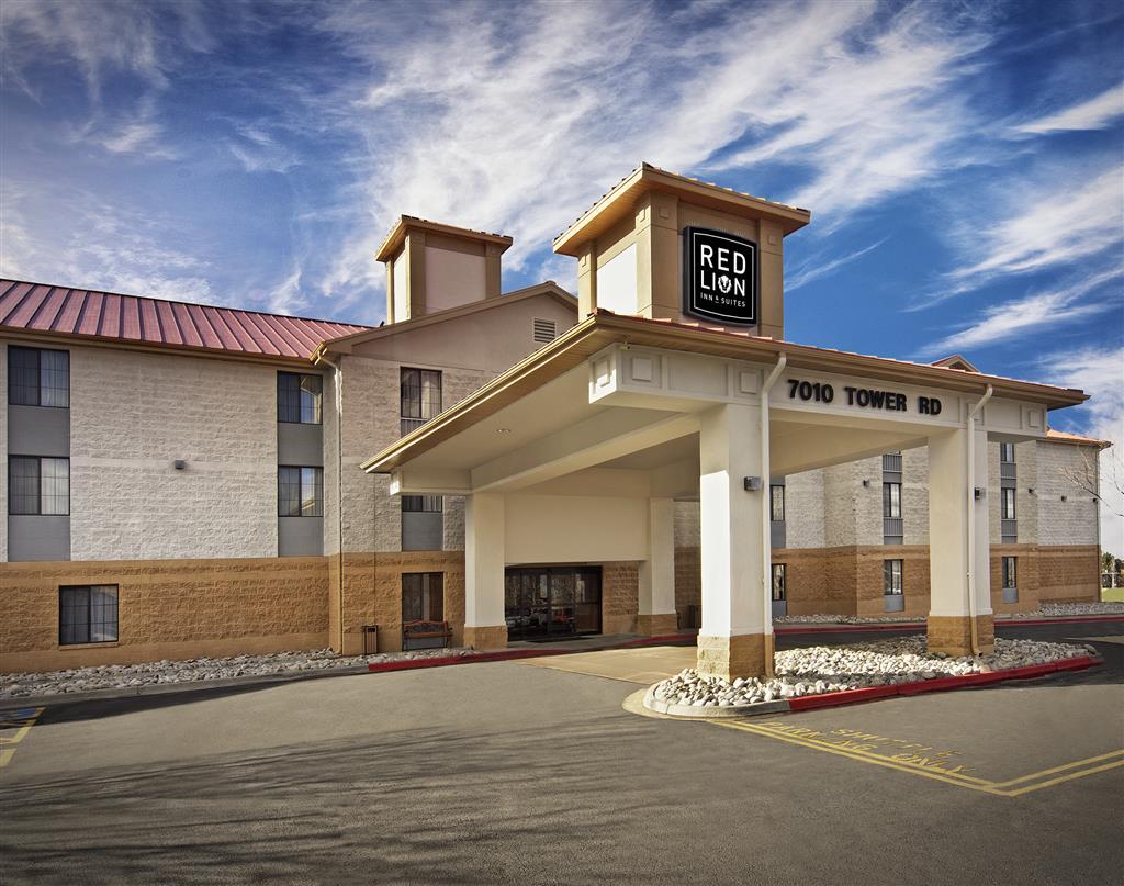 Americinn & International Airport