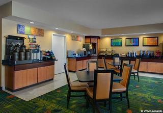 Home2 Suites By Hilton Denver International Airport Hotel